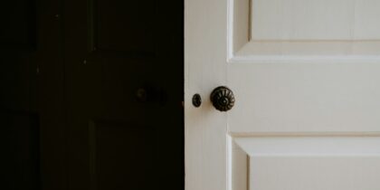 Photo wardrobe door alignment simple adjustment